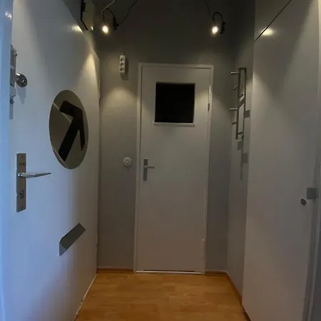 Apartamento Cozy Modern With Small Balcony In The Heart Of Berlín